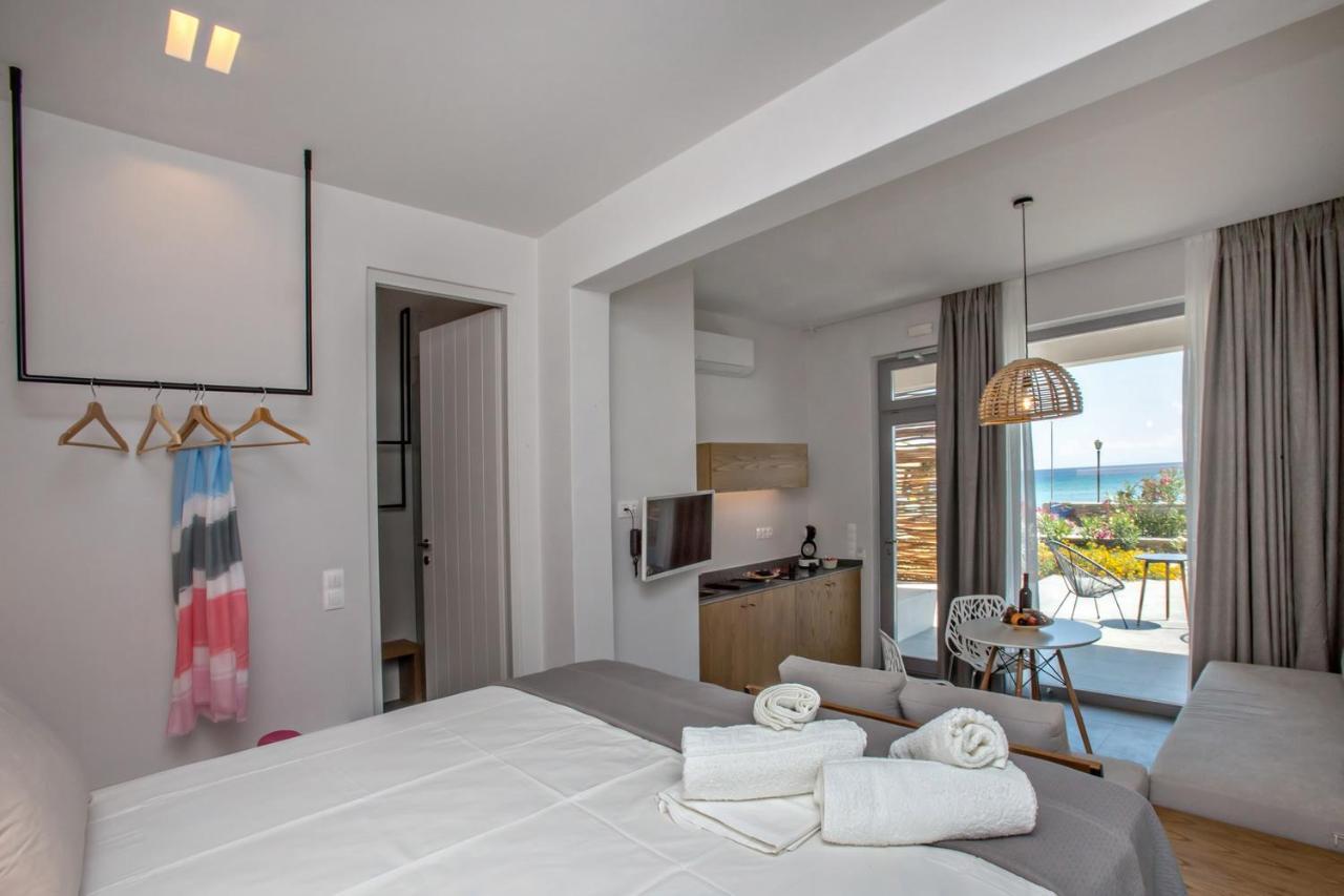 Seaside Tinos Apartment กิโอเนีย ภายนอก รูปภาพ