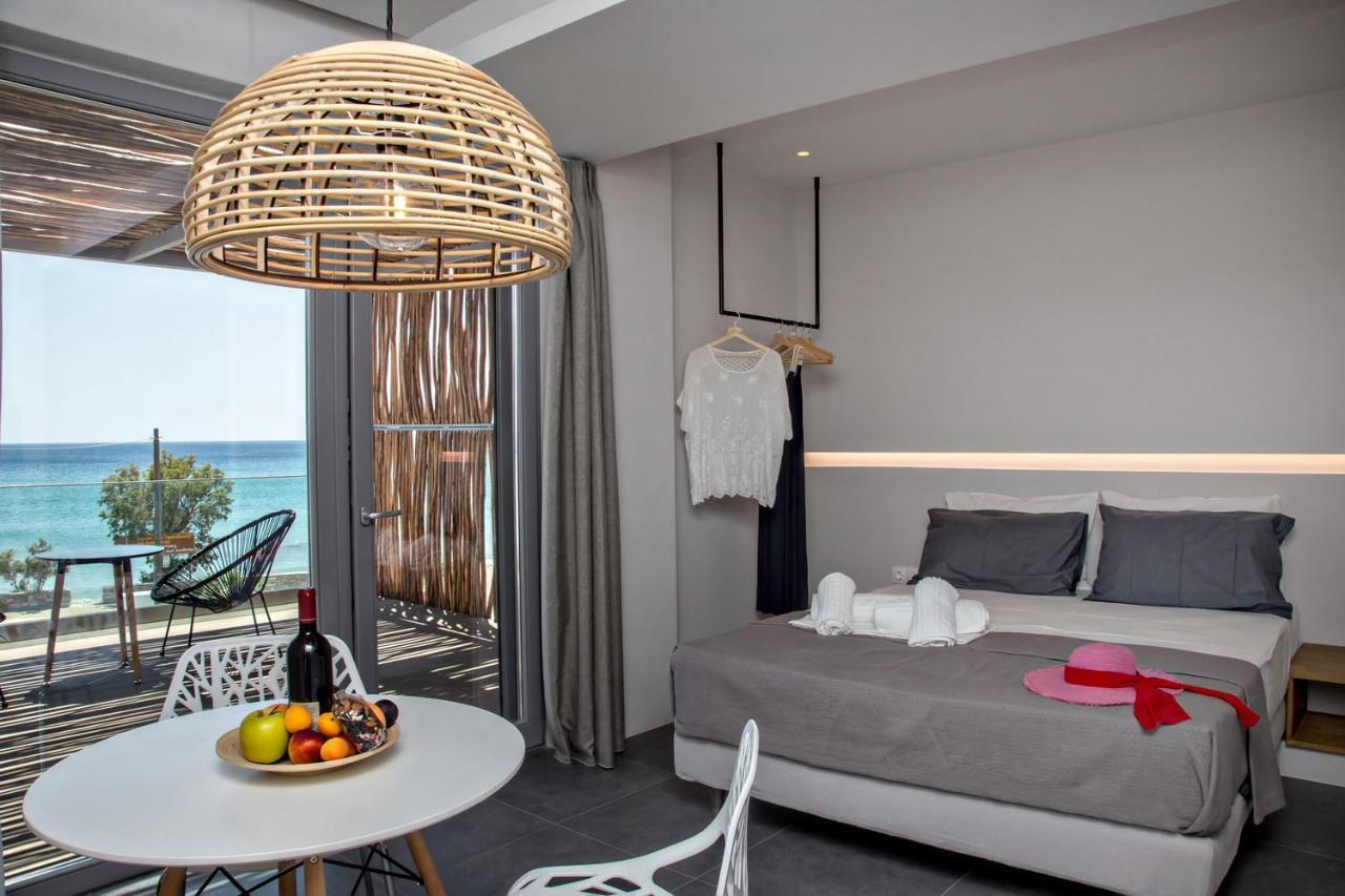 Seaside Tinos Apartment กิโอเนีย ภายนอก รูปภาพ